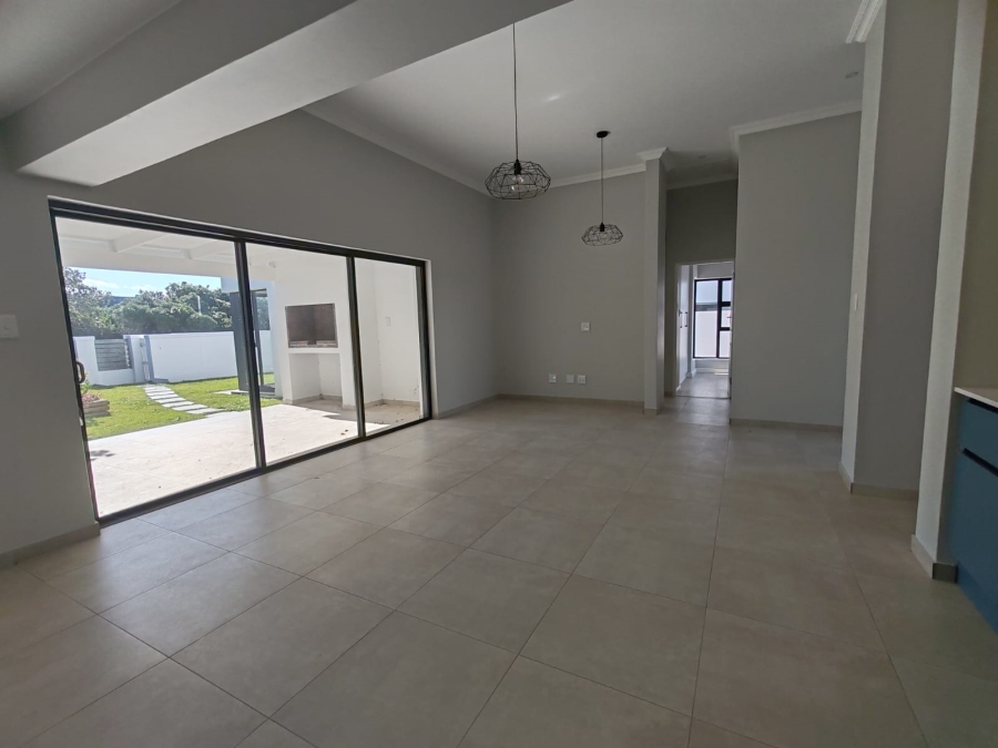 To Let 3 Bedroom Property for Rent in St Francis Links Eastern Cape